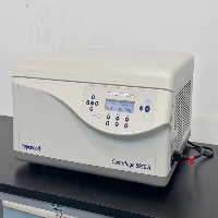 Eppendorf Centrifuge 5910R image 0